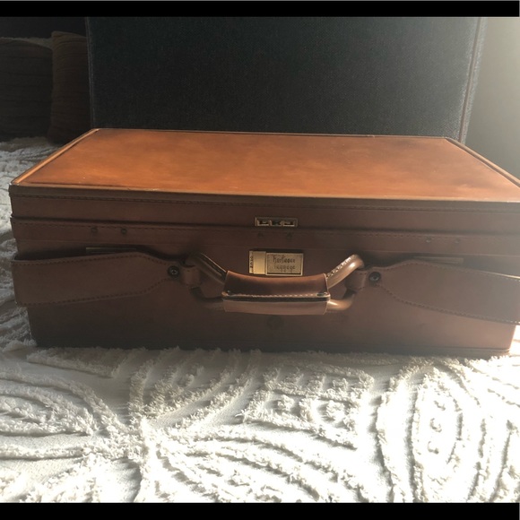hartmann leather suitcase